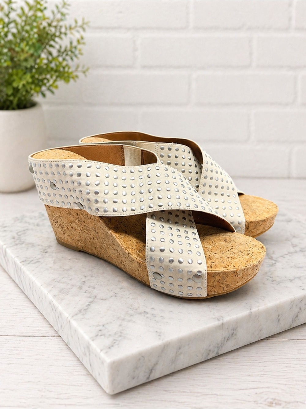 Lucky Brand Miller 2 Studded Wedge Sandals NWT NWOB Size 7.5